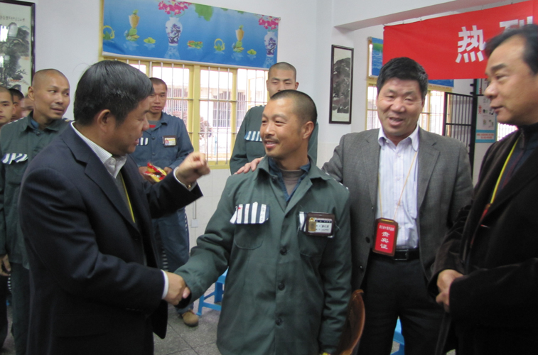 宇宙般广袤的胸怀狮子般激越的雄风