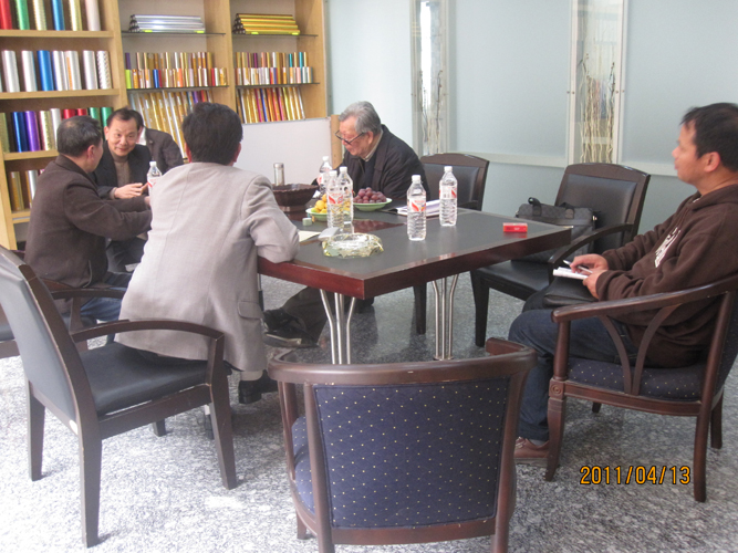 韩文德同志深入泰昌公司指导关工委工作